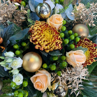 Champagne Bliss Aqua Bouquet