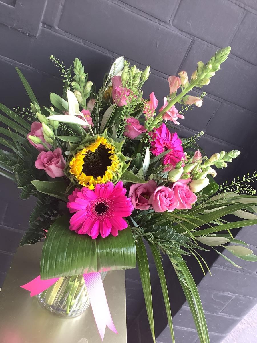 Hand Tie with Vase