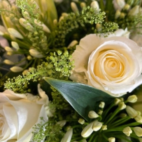 The Oaks Aqua Bouquet