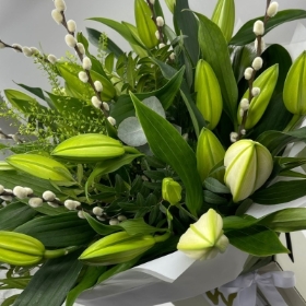 The Willow Aqua Bouquet