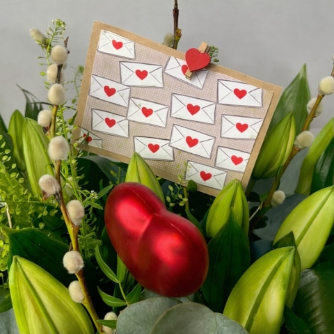 Valentine's Willow Aqua Bouquet